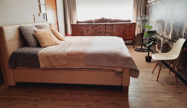Izegem: Huis met een Uitzicht (5 slaapkamers, 12 personen)