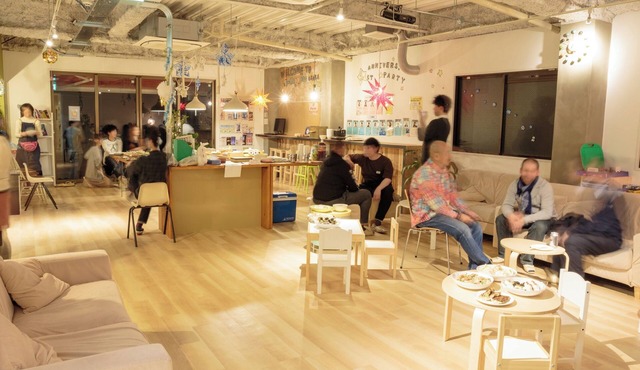 J-Hoppers Osaka Universal - Hostel