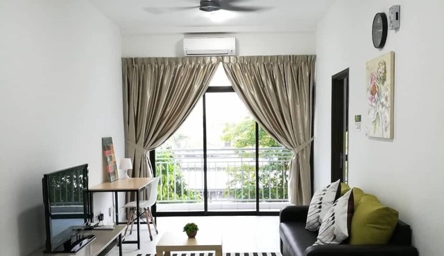 J&R Homestay(Home Away from Home)