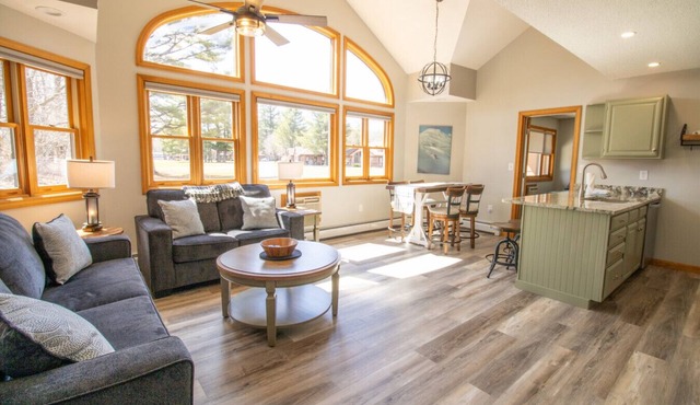 Jack O' Lantern 3BR Condo Unit 1