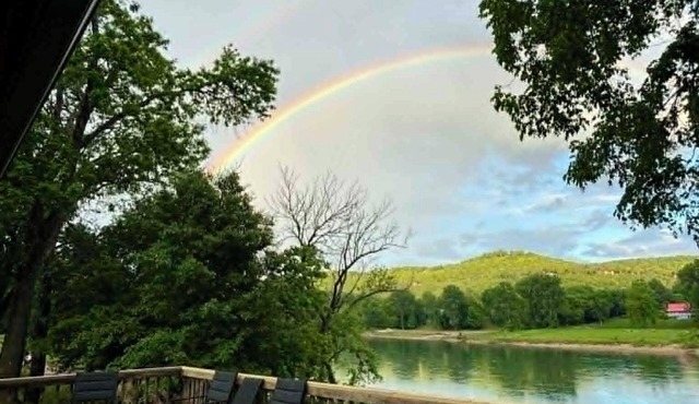 Jack's White River Fishing Resort