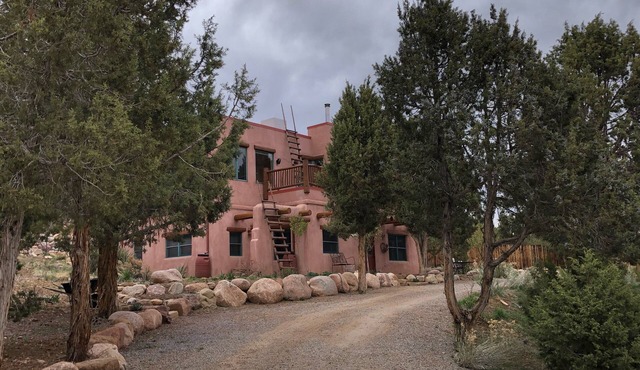 Jackrabbit Estate Durango CO Romantic, clean, stars, close to town, & executive!