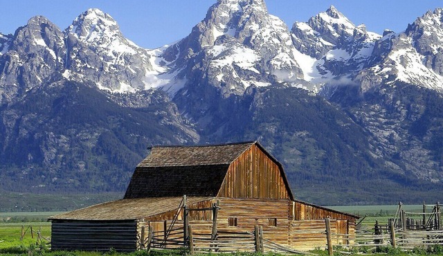 Jackson Hole condo in the Aspens. A retreat close to Nat. Parks & JHMR, King Bed