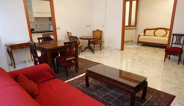 Jacuzzi, 2 bedrooms, 2 bathrooms, living room, terrace, kitchen, wifi, A/C