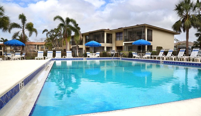JAK'S Hideaway Close to the Beach