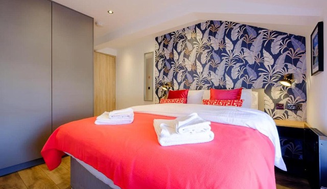 James Court Llandudno Luxury Apartment 7 & Parking