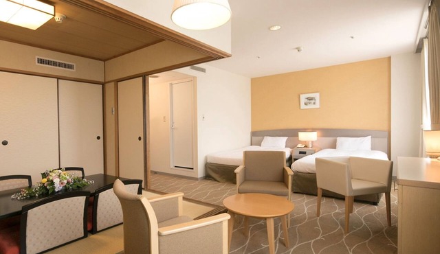 JapaneseWestern style room Family room Nonsmo/Osaka Ōsaka
