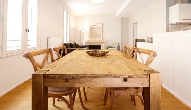 Jardin Public | Bright & Stylish 1BR Apt for 4 Guests