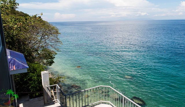 Jaynet Oceanview Resort