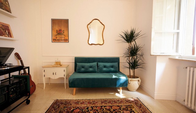 Jazz and Chocolate Guest House, a stone's throw from downtown with private parking