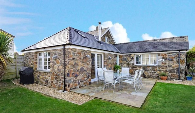 Jenny's Cottage in the beautiful Pwllheli