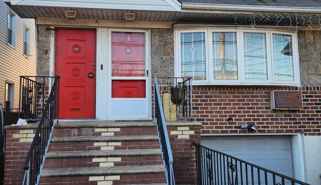 JFK/Canarsie Den