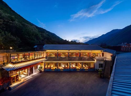 Jiuzhaigou Southern Hill Retreat B&B