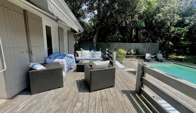 Jolie villa avec piscine et Wifi donnant sur un vaste jardin - 467088