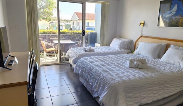 Jopen Motel Unit 2