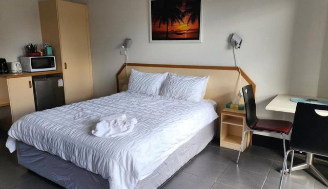 Jopen Motel Unit 5