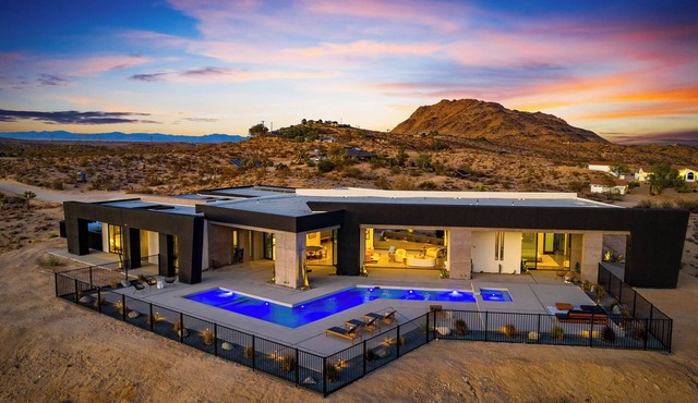 Joshua Tree Elysium Pool, Pickleball & Hot Tub