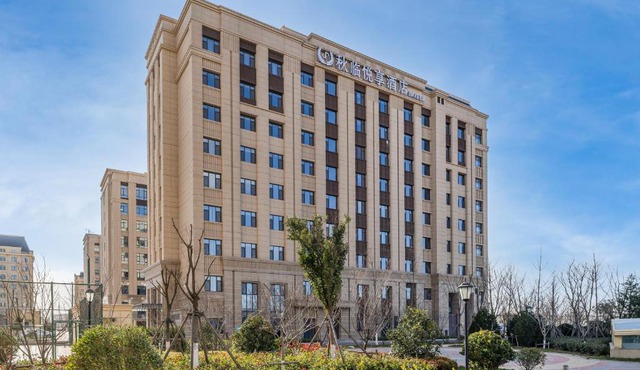 Joy Fall Hotel