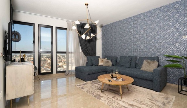JTower Magical 4BR Parking with amazing view, city center