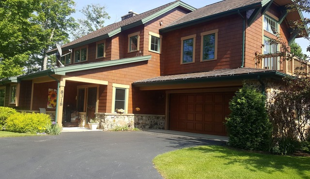 JULY 4th SPECIAL. 3rd night for $250. Limit 8 guests.