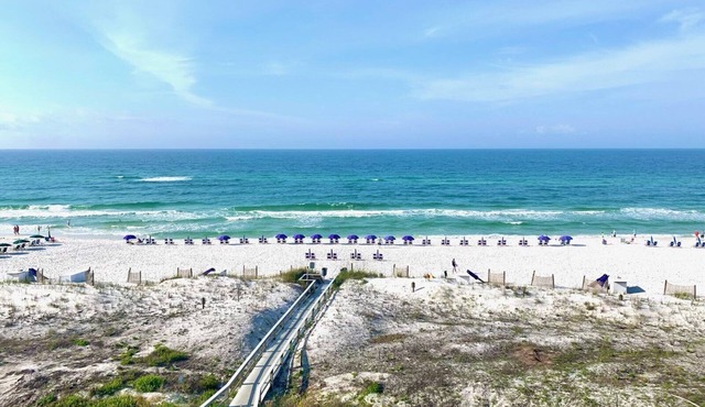 July opening! Summer Place 506- New Paint-Great Location-Spectacular Views!