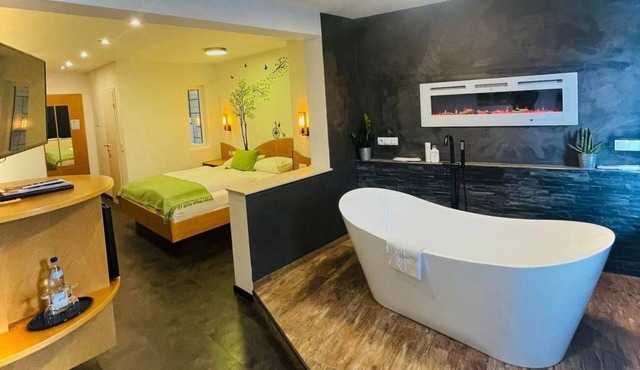 Junior Suite shower/WC - Berghotel Kristall