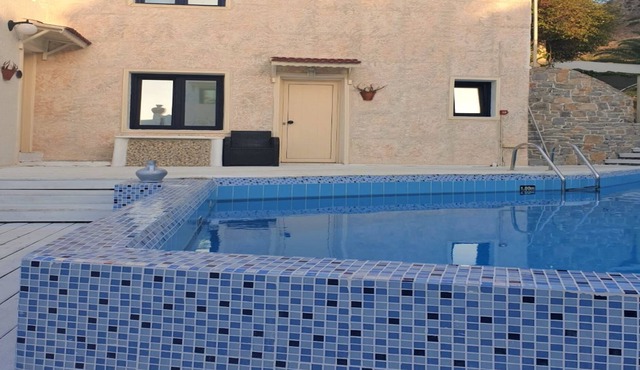 Junior Villa two floors for up to 10 Vacationers