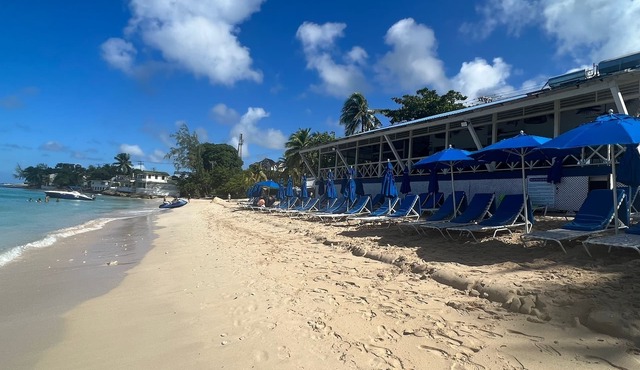 Jus Chillin, Mullins Bay, Opposite Mullins Beach, St. Peter, West Coast Barbados