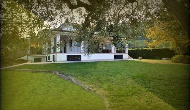 Just House
