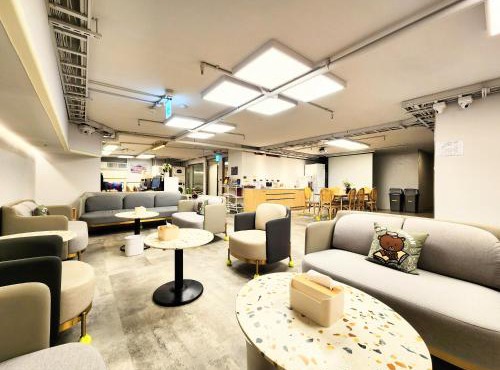Just Live Hostel