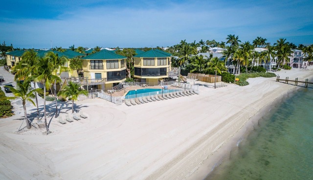 KA Beach, dock, Pool, Kitchen, Tennis, Hot Tub, tropical paradise