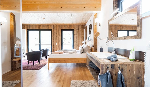 Kai vacation chalet in Essing—sleeps 2 to 5 people, ideal for families!