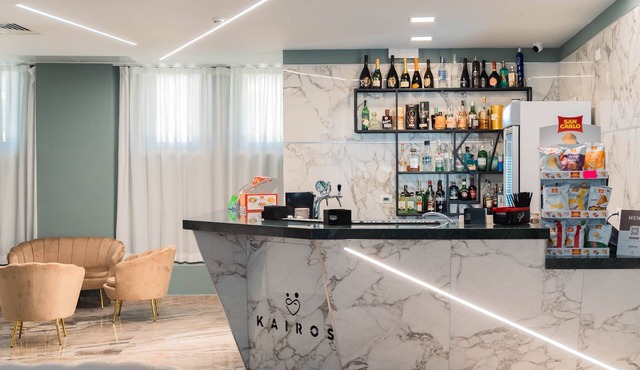 Kairos Hotel