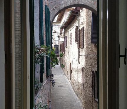 Kairos Montone