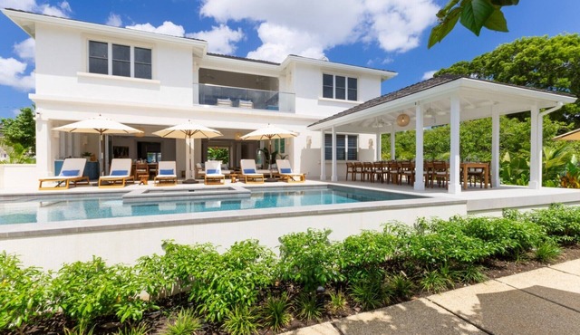 Kaiso & Kai Beachfront Villa bty Fantasia Villas
