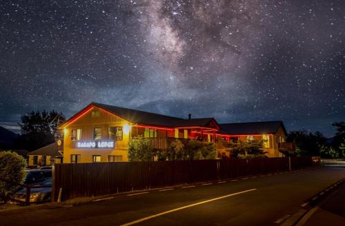 Kakapo Lodge
