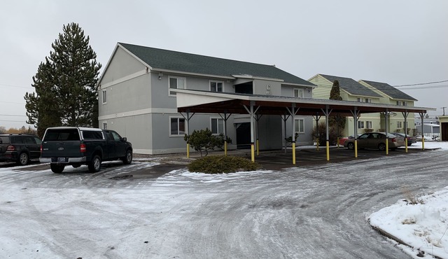 Kalispell Ground Floor two Bedroom C3 Condo for long term monthly rentals
