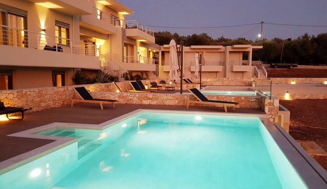Kalliroe - Luxury Villa for 4-6 people with panorama view and shared pool