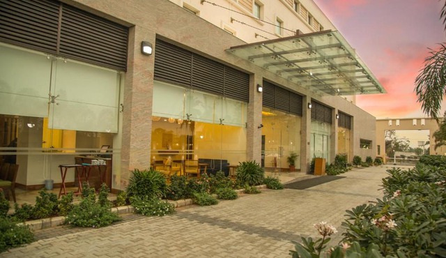 Kalyan Grand - a business hotel