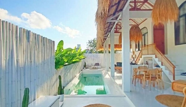 KamaKamala villa, 2 br beach house villa style