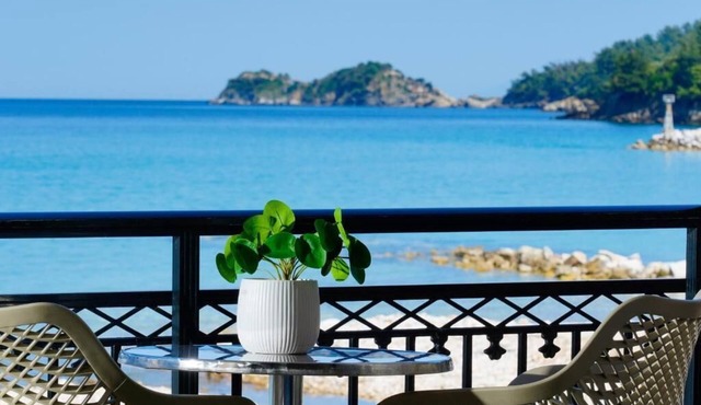 Kamelia & Semeli Hotel