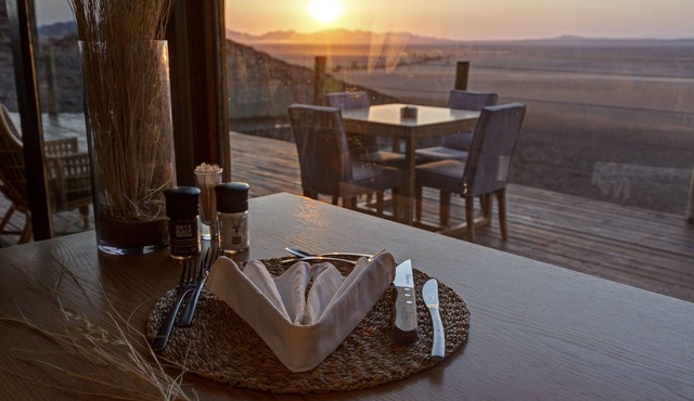 Kanaan N/a'an ku sê Desert Retreat