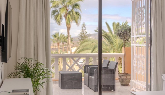 Kaora Ocean View Apartment
