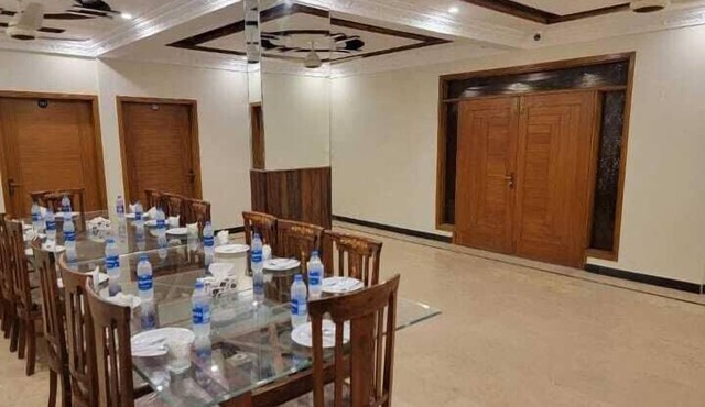 Karachi Motel