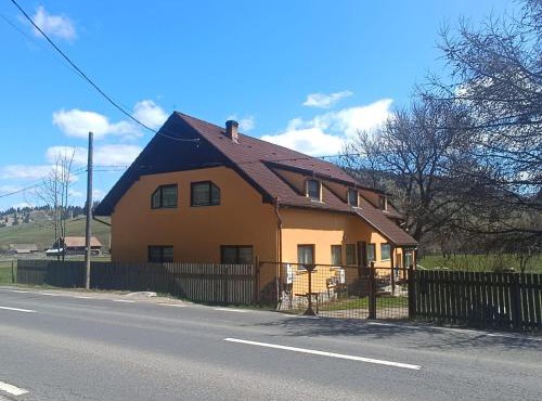 Karacsony Guest House