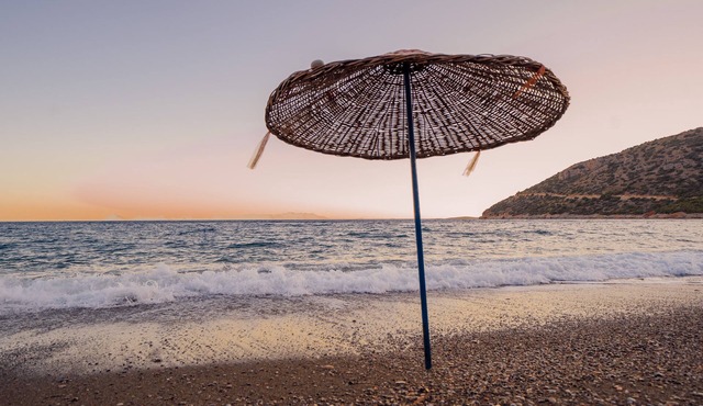 Karia Apart