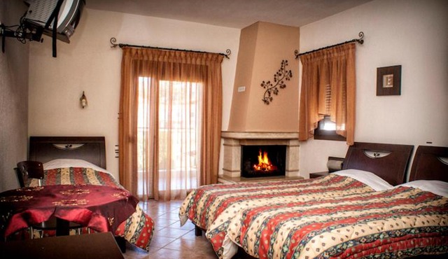 Karipidis Hotel