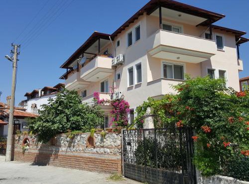 Karya Apartments
