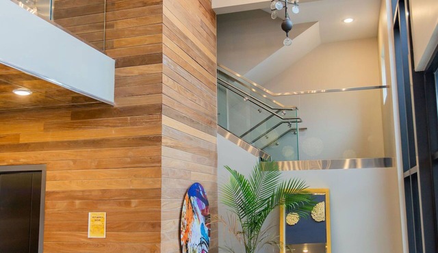 Kasa | Conveniently Located Near Eateries & Bars | Forest park