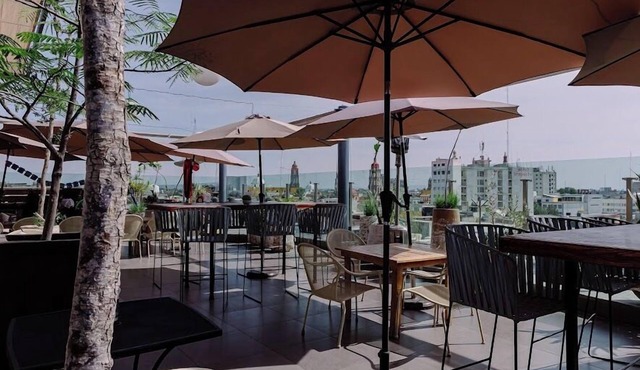 Kasa Hotel & Suites